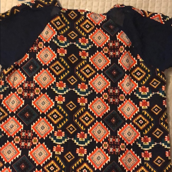 Aztec blouse - Picture 3 of 4